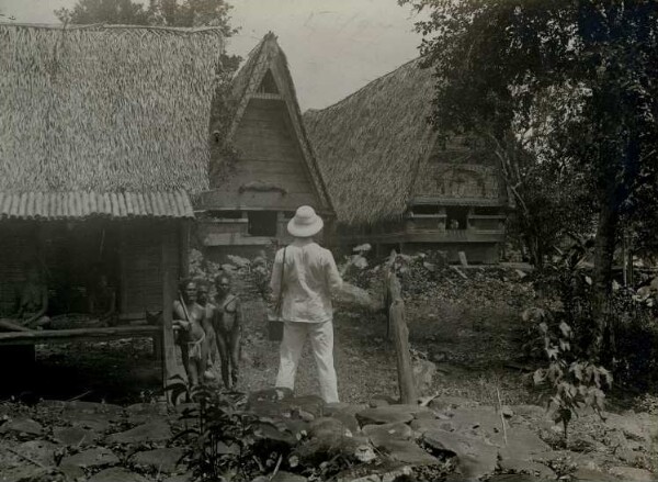 "Houses on Palau"