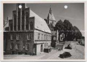 Mölln, Marktplatz, Kirche St. Nicolai und Rathaus