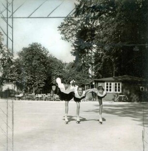 Rollschuhbahn, 1958