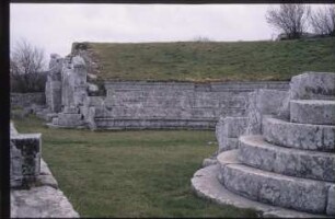 Pietrabbondante, Theater- und Tempelbezirk