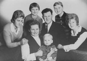 Gruppenporträt Anna Schreiter und Familie : Gruppenporträt und Familie