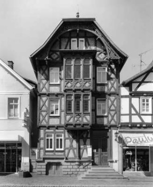 Wohnhaus; Lauterbach, Marktplatz 18