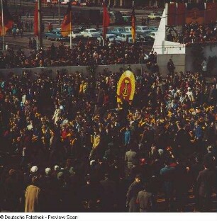 Demonstrationszug zum 1. Mai