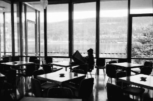 Titisee: Im Lesesaal des Kurparks