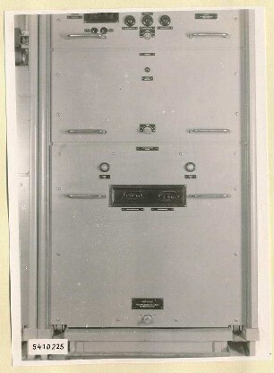 10-kW-Fernsehsender Nr. 507, Schrank B8 unten, Frontseite geschlossen , Foto 1954