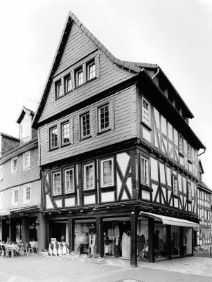 Eckhaus/Fachwerkhaus; Alsfeld, Obergasse 21