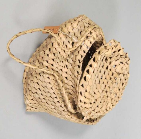 Lid basket