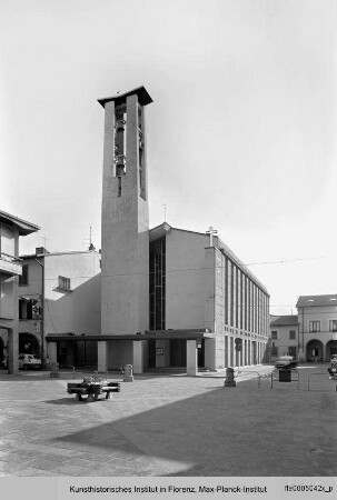 Piazza Agnolo da Firenzuola & Piazza dell'Agnolo, Firenzuola