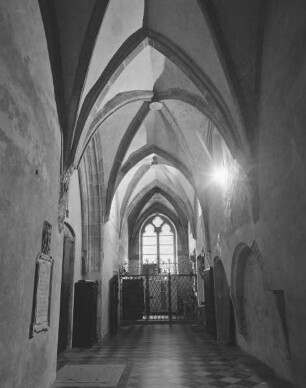 Palazzo Zuccari, Innenräume, Sala Terrena (Raum B 010)
