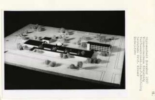 Volkshochschule, Berlin-Kreuzberg (Diplomarbeit bei Willy Kreuer): Modellfoto