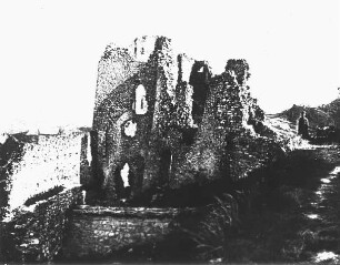 Canossa di Ciano d'Enza; Castello di Canossa