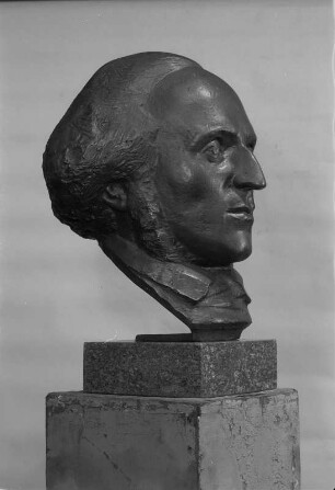Büste von Felix Mendelssohn-Bartholdy : Büste von Felix Mendelssohn-Bartholdy. Bronze (um 1950; W. Arnold)