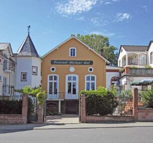 Saalbau des Mainzer Hofes; Eltville, Wilhelmstraße 13