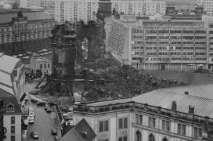 Neumarkt mit Ruine der Frauenkirche