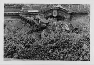 Ruine der Frauenkirche mit dem ehemaligen Eingang D