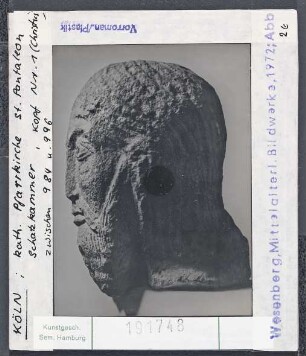 Köln, Schnütgen-Museum: Kopf Nr. 1 aus St. Pantaleon (Christus), zw. 984 u. 996
