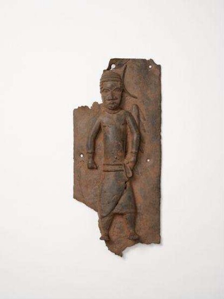 Bronze plate, African with wrap-around skirt