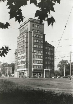 Dresden. Verwaltungsgebäude der Verkehrsbetriebe, Platz der Einheit (jetzt Albertplatz) 1929, Hermann Paulick
