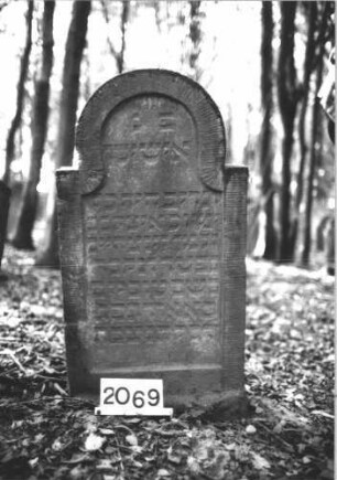 Grabstein 2069