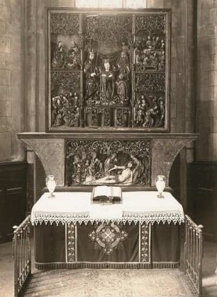 Flügelaltar mit Marienkrönung