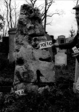 Grabstein E I A/10/10