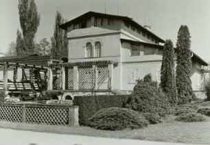 Schloß Sanssouci, Römische Bäder, Hofgärtnerhaus