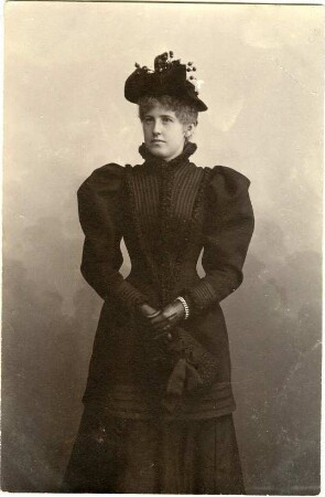 Behrens, Anna