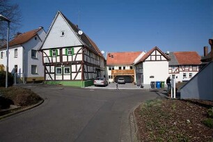 Heuchelheim, Hinter dem Rathaus 2, Hinter dem Rathaus 3