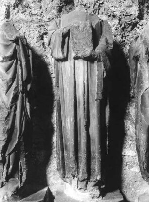 Fragment einer Statue vom Südportal der Pariser Kirche Notre-Dame: Diakon Stephanus
