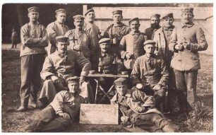 Gruppenporträt von Kriegsgefangenen im 1. Weltkrieg
