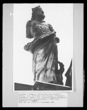 Mythologischer Figurenzyklus — Juno