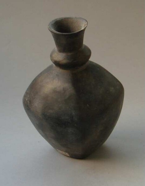 Clay vessel