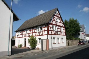 Fachwerkwohnhaus; Pfungstadt, Nebengasse 12