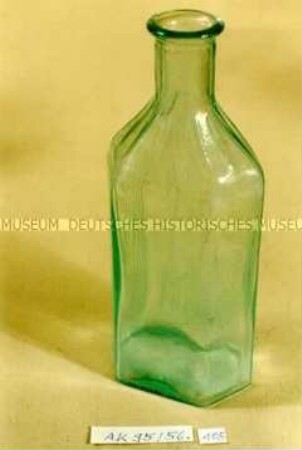 Glasflasche mit Riffelung für Arznei (?)