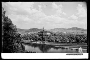 Blick auf Tetschen an der Elbe mit Schloss