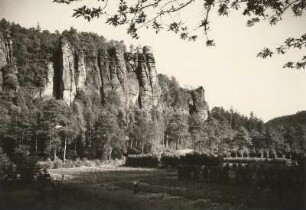 Rosenthal-Bielatal-Schweizermühle. Blick vom oberen Ortsausgang aufwärts