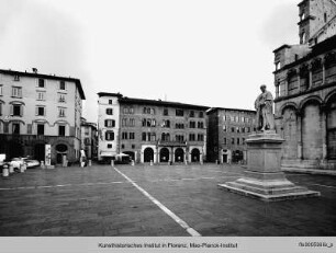 Piazza San Michele, Lucca
