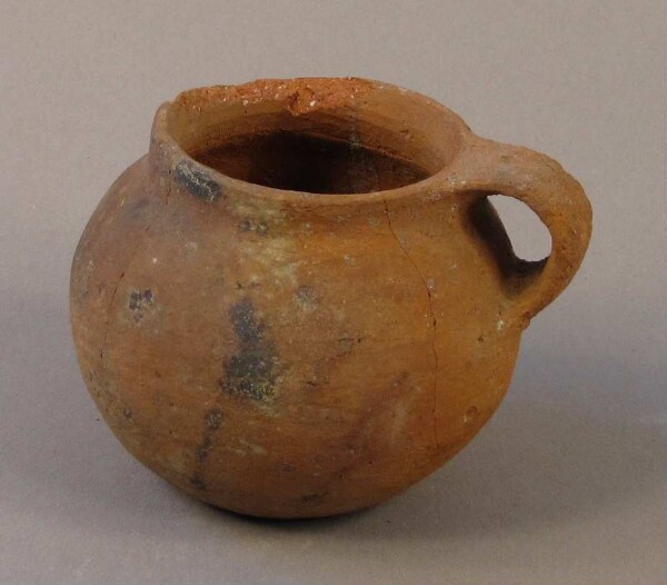 Clay vessel