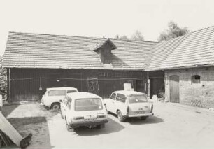Scheune mit Wirtschaftsgebäude