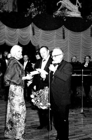 Presse- und Bühnenball des Badischen Staatstheaters und des Presseclubs Karlsruhe in der Schwarzwaldhalle.