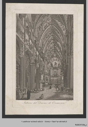 Blick in das Langhaus des Duomo, auch Cattedrale di Santa Maria Assunta genannt, in Cremona
