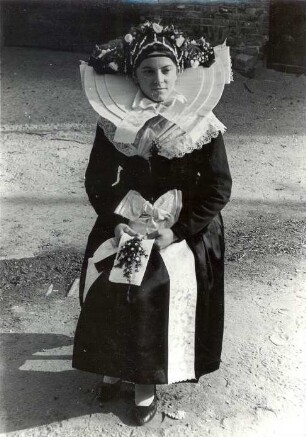 Braut aus Kunersdorf : Kleidung - niedersorbische Tracht. Ort: Kósobuz / Kunersdorf. Braut.