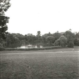 Spremberg. Schloßpark mit Teich