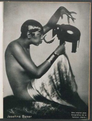 Josefina Baker : Una original pose fotográfica de la famosa negra