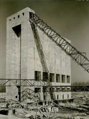Dampfkraftwerk,1954-1955