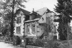 Villa; Freigericht, Karlstraße 8
