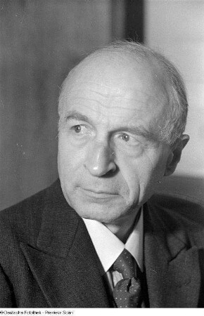 Porträtaufnahmen des Politikers Erwin Marquardt, 1945-1949 1. Vizepräsident der Deutschen Zentralverwaltung für Volksbildung