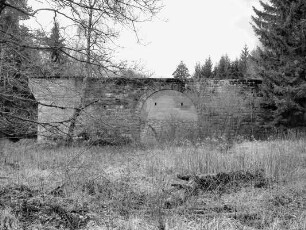 Autobahnbrücke (Autobahnbrücke); Söhrewald, Hals