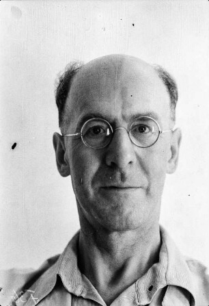 Mann mit Brille (Deutsche Ostasien-Expedition 1937/1939)