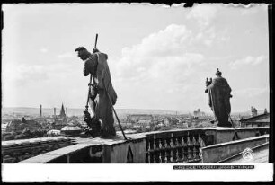 Dresden, Blick von der Katholischen Hofkirche gegen Jakobikirche